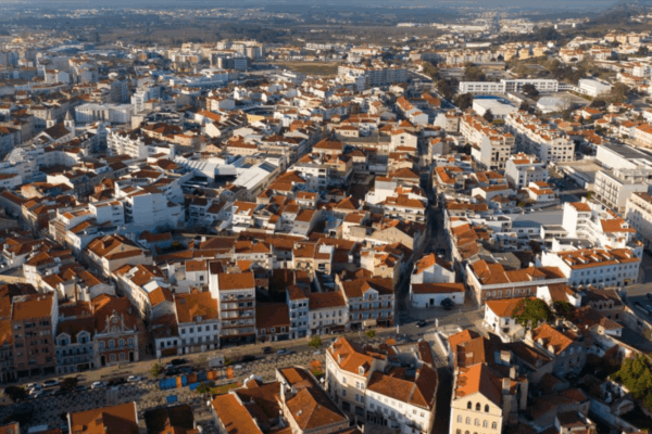 Relaxing in Caldas da Rainha: Art, Markets, and Thermal Baths Await Relaxing in Caldas da Rainha: Art, Markets, and Thermal Baths Await